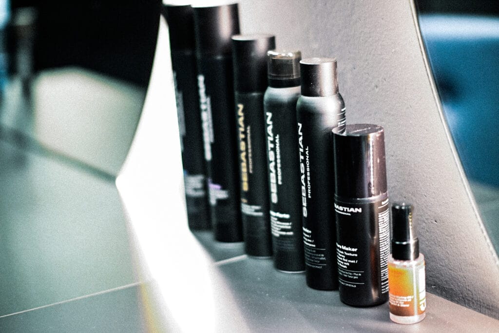 Sebastian Professional Produktauswahl im #daskollektiv Salon - hochwertige Styling- und Pflegeprodukte für jeden Haartyp